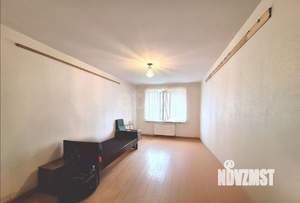 2-к квартира, вторичка, 64м2, 1/10 этаж