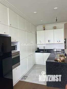 4-к квартира, вторичка, 130м2, 6/14 этаж