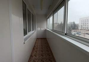 3-к квартира, вторичка, 100м2, 3/6 этаж