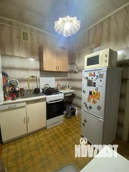 2-к квартира, вторичка, 35м2, 5/5 этаж