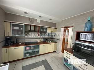 3-к квартира, вторичка, 103м2, 3/9 этаж