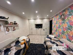 3-к квартира, вторичка, 74м2, 1/10 этаж