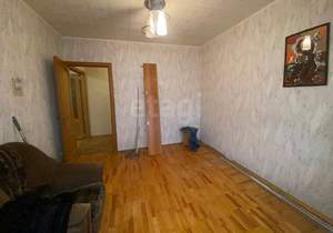 2-к квартира, вторичка, 38м2, 1/9 этаж