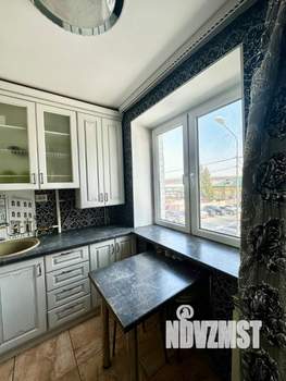 3-к квартира, вторичка, 58м2, 2/5 этаж