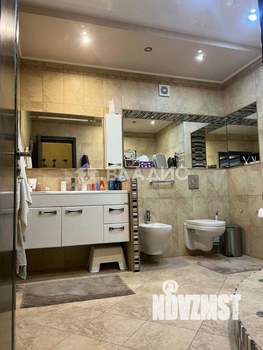 3-к квартира, вторичка, 103м2, 13/14 этаж