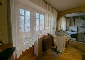 3-к квартира, вторичка, 58м2, 3/5 этаж