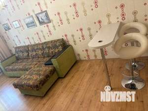 2-к квартира, вторичка, 62м2, 1/10 этаж