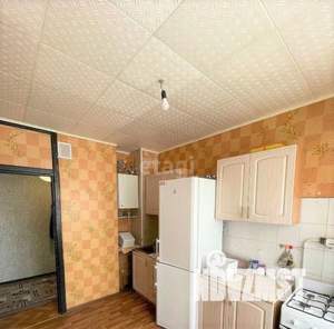 4-к квартира, вторичка, 74м2, 9/9 этаж