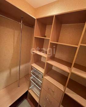 1-к квартира, вторичка, 60м2, 3/6 этаж