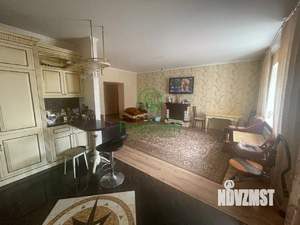 Студия квартира, вторичка, 71м2, 3/10 этаж