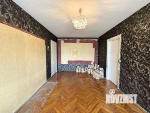 4-к квартира, вторичка, 62м2, 3/5 этаж