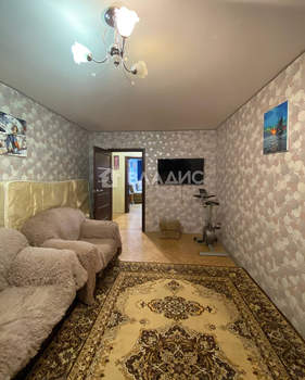 2-к квартира, вторичка, 61м2, 1/10 этаж