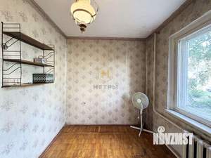 3-к квартира, вторичка, 61м2, 1/9 этаж