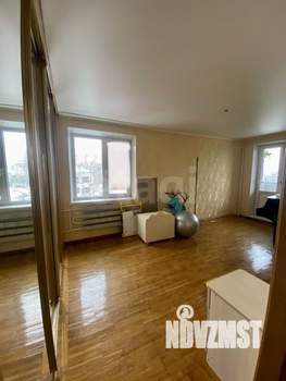 3-к квартира, вторичка, 61м2, 5/5 этаж