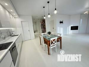 3-к квартира, вторичка, 115м2, 10/16 этаж
