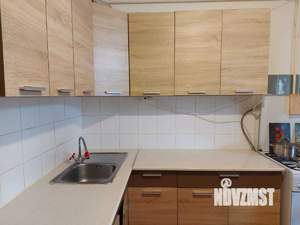 3-к квартира, вторичка, 64м2, 1/10 этаж