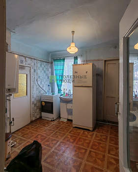 2-к квартира, вторичка, 37м2, 1/1 этаж