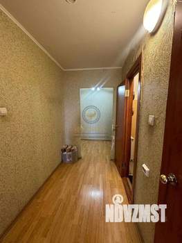 2-к квартира, вторичка, 63м2, 1/10 этаж