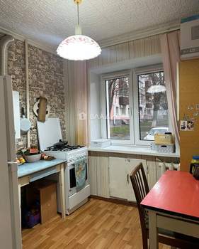 3-к квартира, вторичка, 5574м2, 1/5 этаж