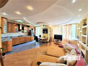 4-к квартира, вторичка, 107м2, 6/7 этаж