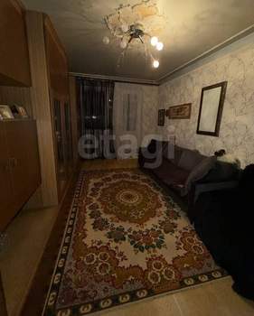 3-к квартира, вторичка, 71м2, 8/10 этаж