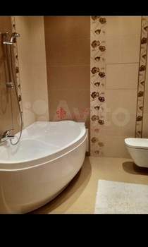 2-к квартира, вторичка, 70м2, 9/16 этаж