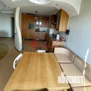 4-к квартира, вторичка, 90м2, 7/9 этаж