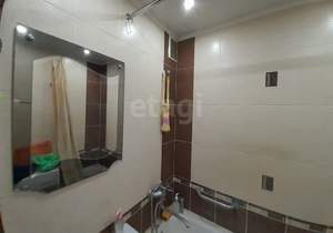4-к квартира, вторичка, 74м2, 9/10 этаж