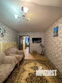 2-к квартира, вторичка, 61м2, 1/10 этаж