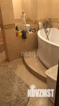 3-к квартира, вторичка, 72м2, 8/9 этаж