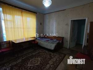 3-к квартира, вторичка, 68м2, 2/4 этаж
