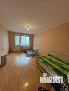 2-к квартира, вторичка, 62м2, 1/10 этаж