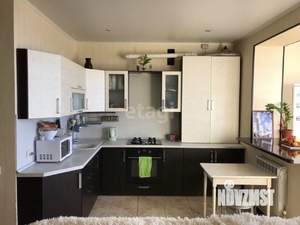 3-к квартира, вторичка, 90м2, 3/3 этаж