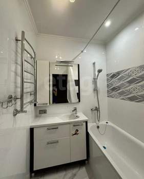 2-к квартира, вторичка, 72м2, 9/13 этаж