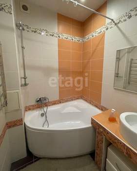 1-к квартира, вторичка, 60м2, 3/6 этаж