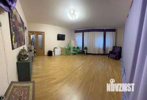 3-к квартира, вторичка, 93м2, 1/9 этаж