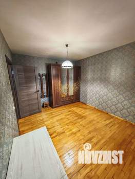 2-к квартира, вторичка, 58м2, 1/9 этаж