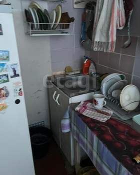 2-к квартира, вторичка, 41м2, 1/4 этаж