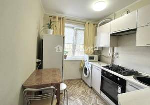 2-к квартира, вторичка, 43м2, 3/5 этаж