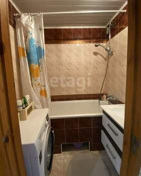 2-к квартира, вторичка, 64м2, 4/10 этаж