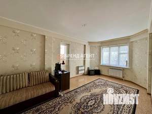 2-к квартира, вторичка, 60м2, 9/9 этаж