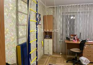 3-к квартира, вторичка, 74м2, 4/5 этаж