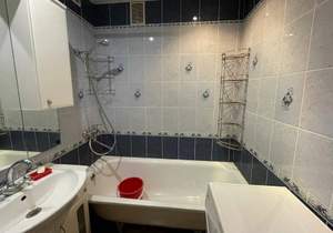 3-к квартира, вторичка, 62м2, 1/12 этаж