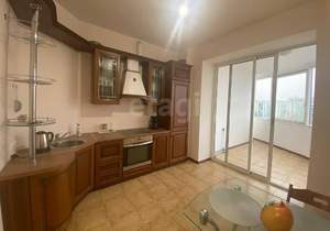 3-к квартира, вторичка, 78м2, 9/9 этаж