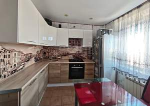 3-к квартира, вторичка, 72м2, 7/10 этаж