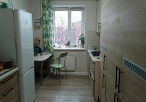 2-к квартира, вторичка, 57м2, 2/2 этаж