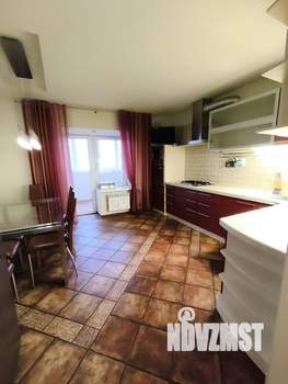 3-к квартира, вторичка, 128м2, 8/9 этаж