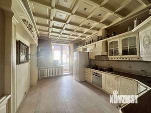 3-к квартира, вторичка, 130м2, 4/7 этаж