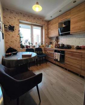 3-к квартира, вторичка, 62м2, 8/9 этаж