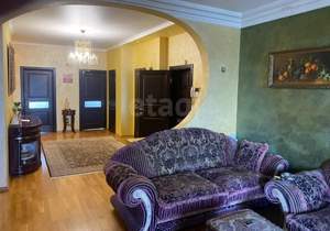 4-к квартира, вторичка, 148м2, 9/9 этаж